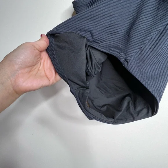 Vitamin A Bedette One Piece Swimsuit black missing size approx size Small - Picture 9 of 10